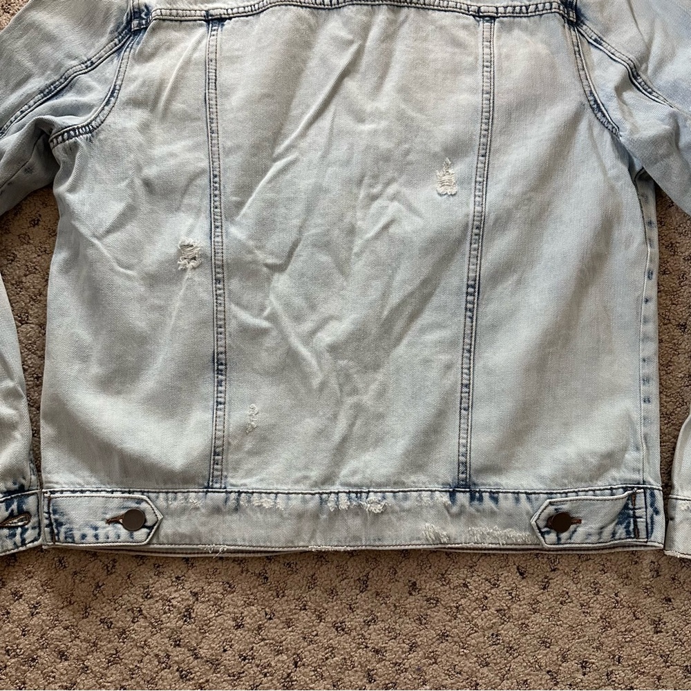 KUT from the Kloth Emma Boyfriend Denim Jacket - Picture 6 of 7